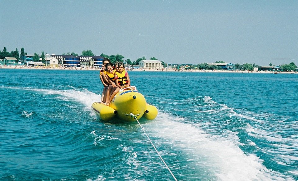 Marine entertainments
